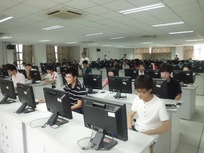 信息學院第三屆大學生軟件設計大賽 程序設計大賽圓滿落幕，軟件設計制作展學子風采
